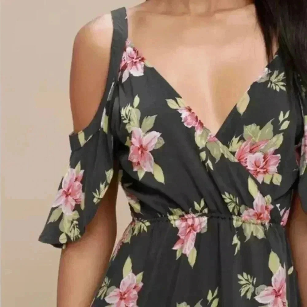 O'Neill Cecelia Cold Shoulder Wrap Dress,V-neck,dark Gray Floral Print
